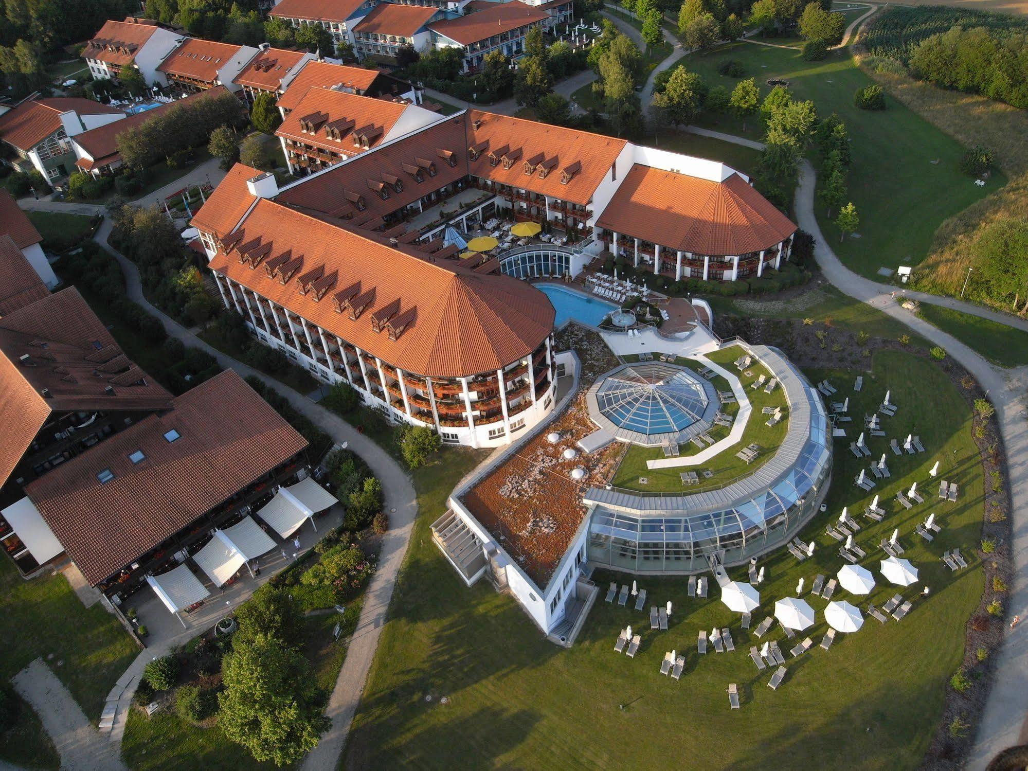 Hotel Fuerstenhof - Wellness- Und Golfhotel บัด กรีสบาค ภายนอก รูปภาพ