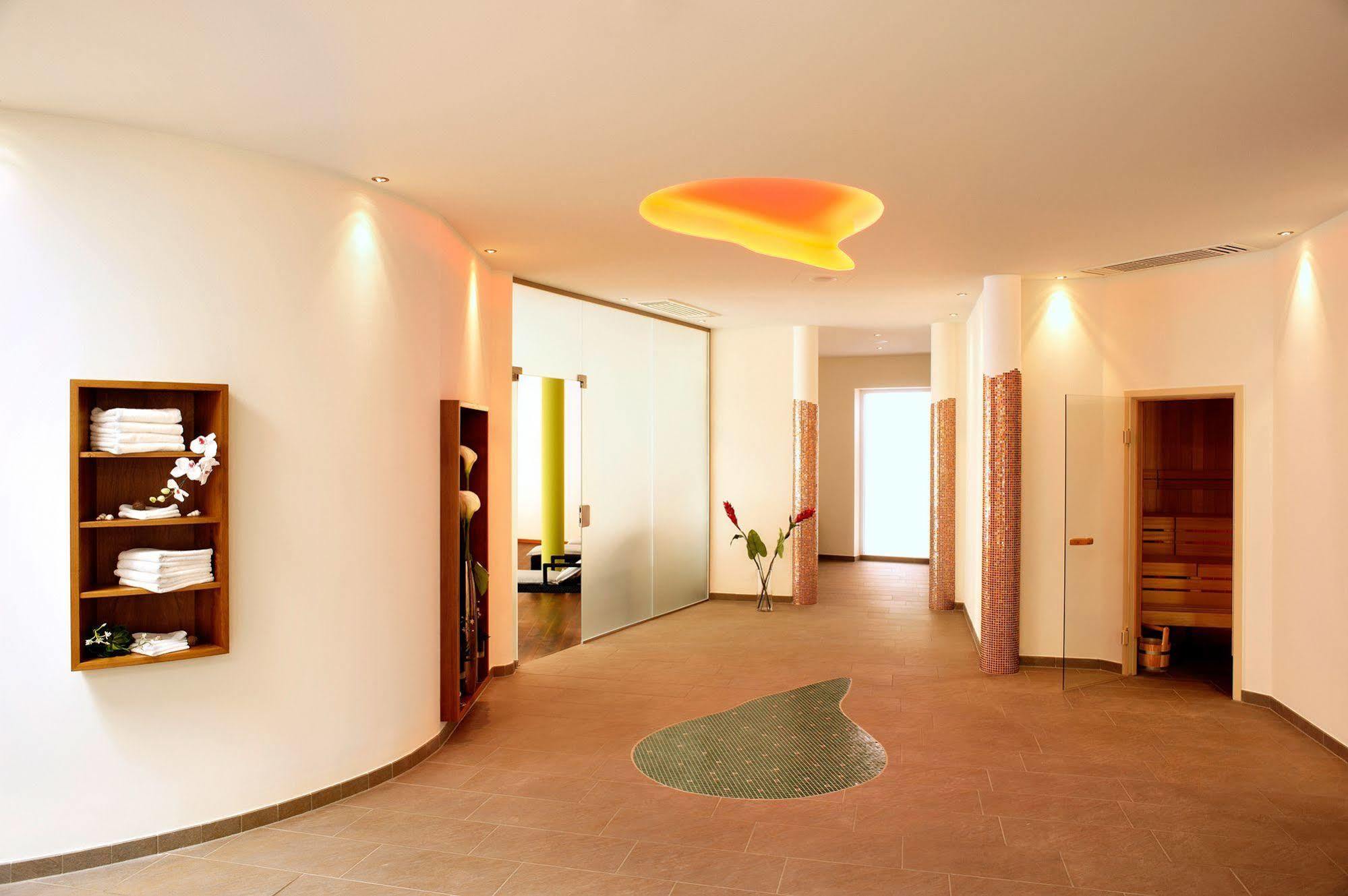 Hotel Fuerstenhof - Wellness- Und Golfhotel บัด กรีสบาค ภายนอก รูปภาพ